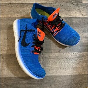 Mens Nike running shoes